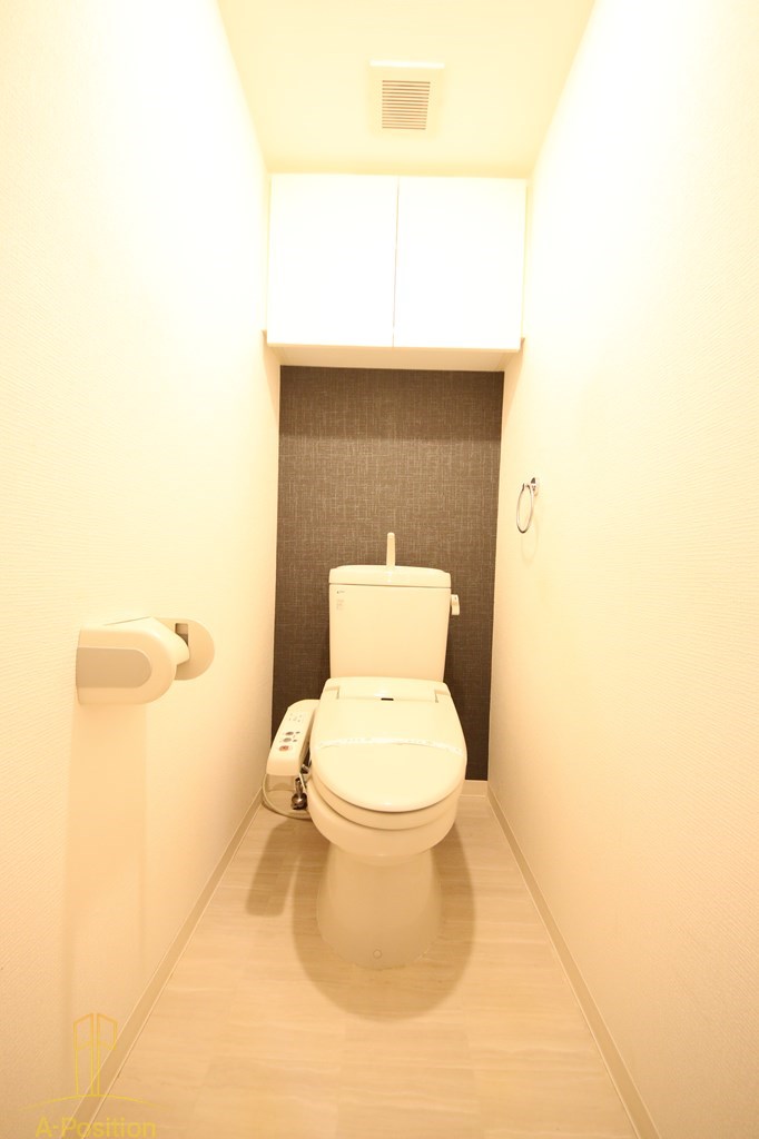 トイレ　KDX堺筋本町レジデンス