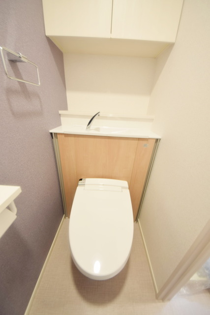 トイレ　同施工会社参考写真