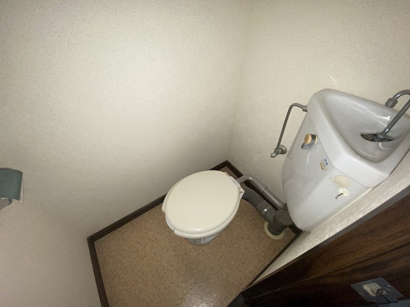 トイレ　別部屋参照