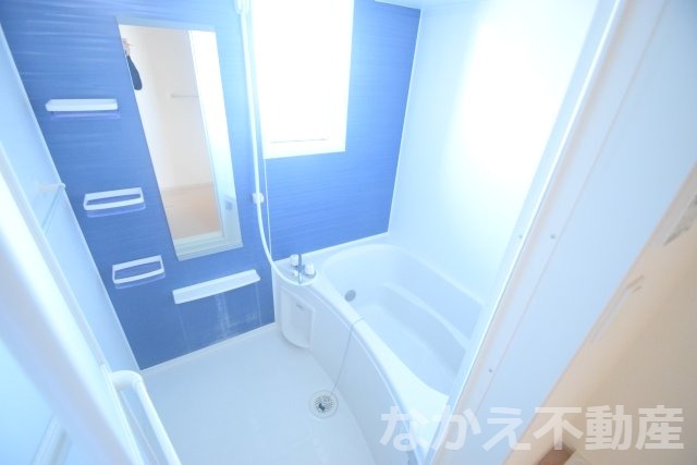 バス・シャワールーム　ゆったり過ごせるお風呂です