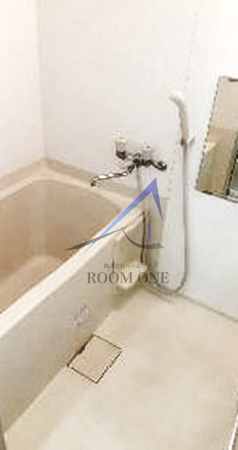 バス・シャワールーム　お風呂です。