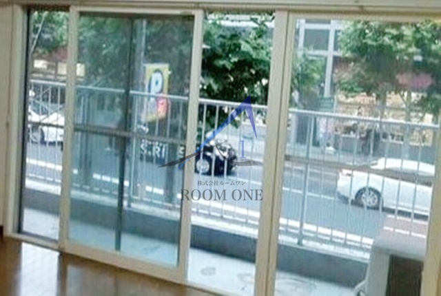 バルコニー　バルコニーです。