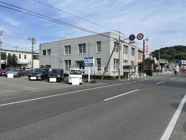 銀行　中国銀行牛窓支店（銀行）まで2882m