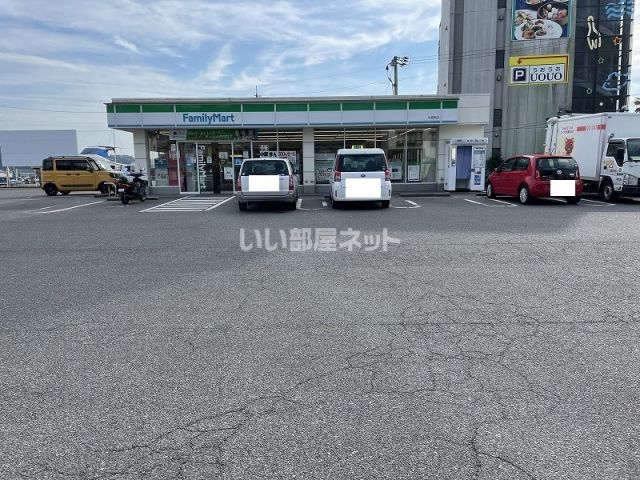 コンビニ　ファミリーマート 牛窓町店（コンビニ）まで2689m