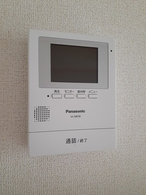 セキュリティ　来訪者の姿を確認できます。