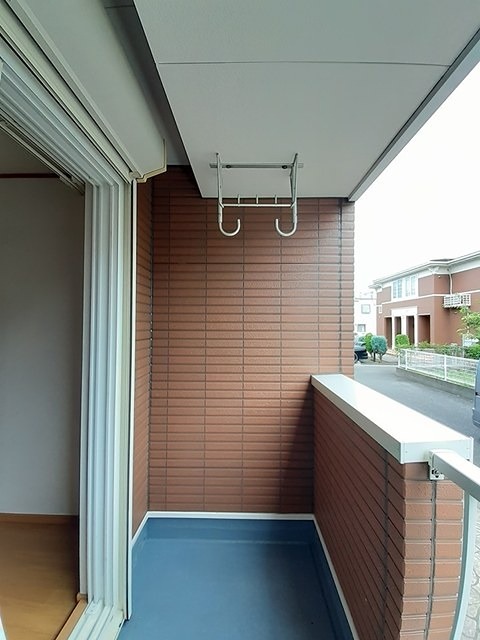 バルコニー　南向きで日当たり良好です。