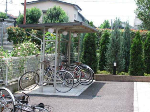その他共有部分　自転車置き場です。