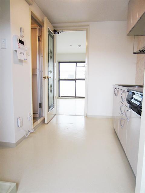 その他　松山市道後北代　Ｓｅｌｅｎｅ壱番館　玄関