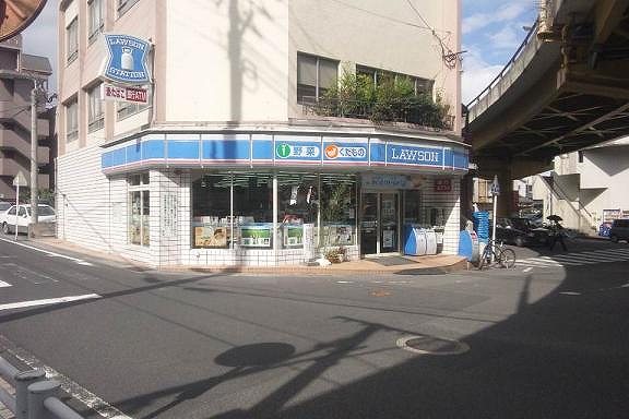 コンビニ　ローソン南鹿児島駅前店（コンビニ）まで285m