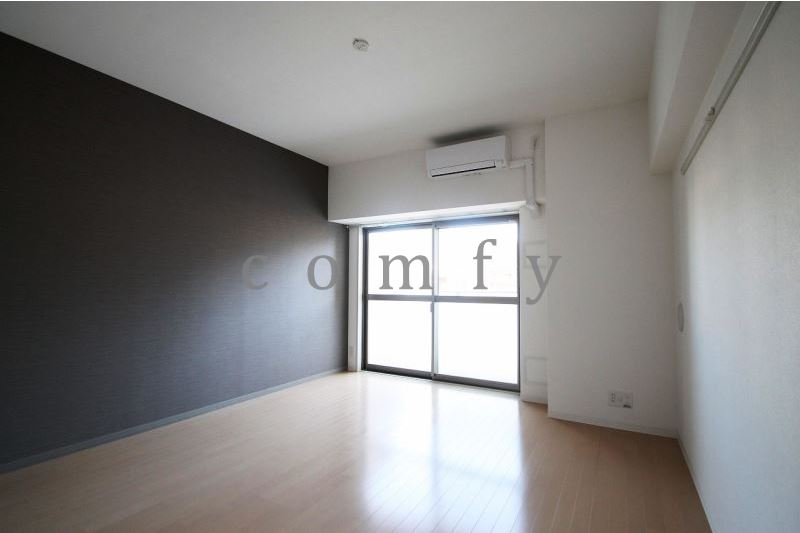 居室・リビング　洋室１０．２帖