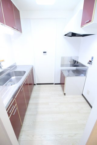 キッチン　※別部屋写真