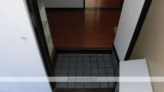 グリーンヒルズ郷ケ丘の玄関写真