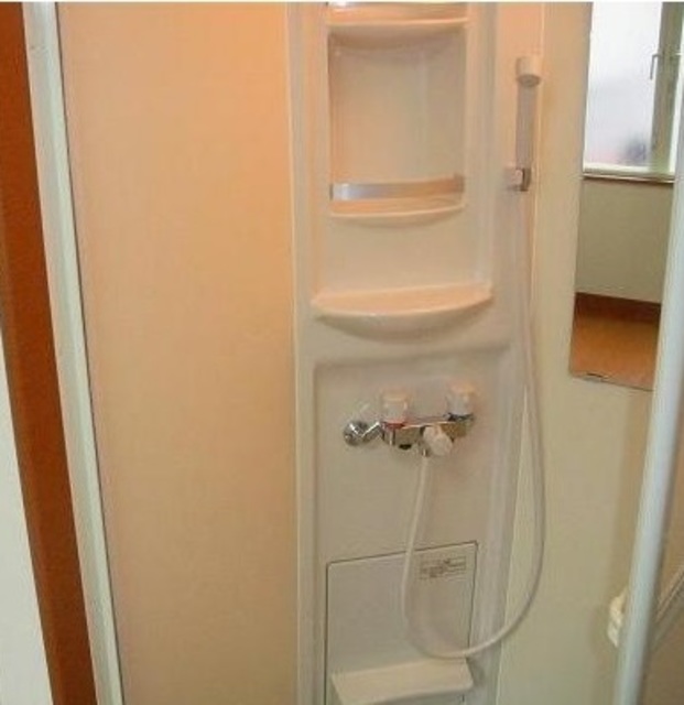 バス・シャワールーム　シャワールーム