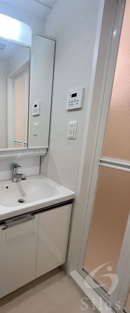 洗面設備　同仕様