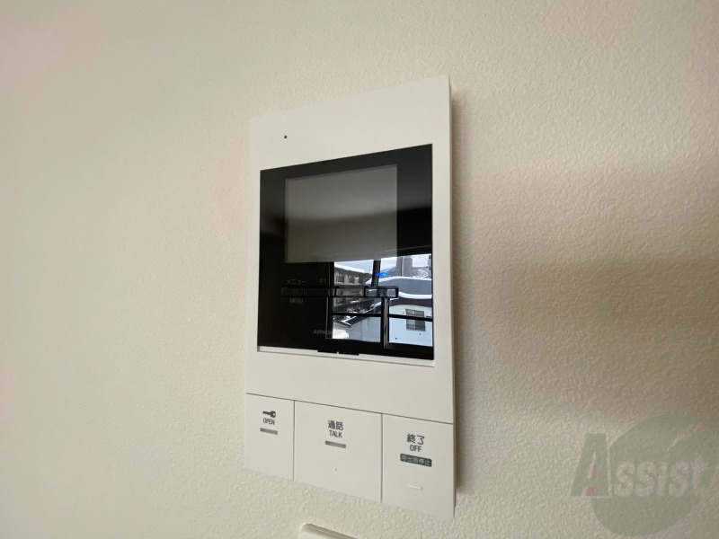 セキュリティ　ＴＶモニター付インターホンです。来客者の顔が見えるので安心！
