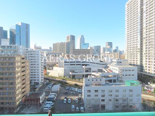 バルコニー　同仕様バルコニー