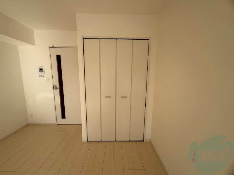 収納　クローゼットです。お洋服やお荷物の収納はこちらに。