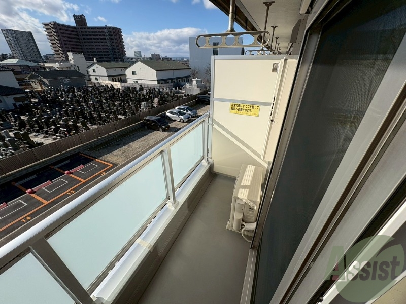 バルコニー　こちらは３階の眺望になります。ご確認お願いします。