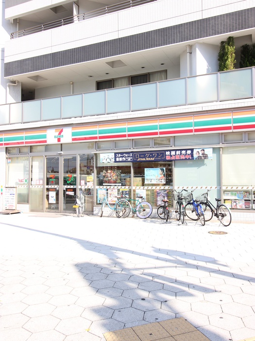 コンビニ　セブンイレブン（コンビニ）まで500m