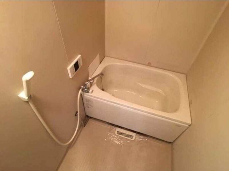 バス・シャワールーム　図面と現状に相違がある場合には現状を優先