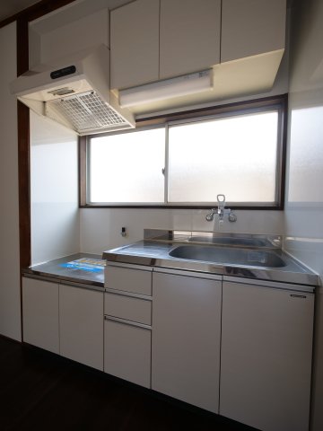 キッチン　※写真は別の部屋のものです。