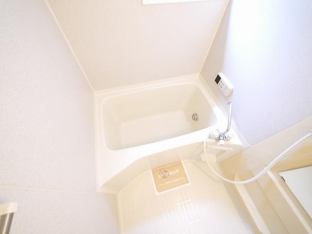 バス・シャワールーム　ゆったり過ごせるお風呂です