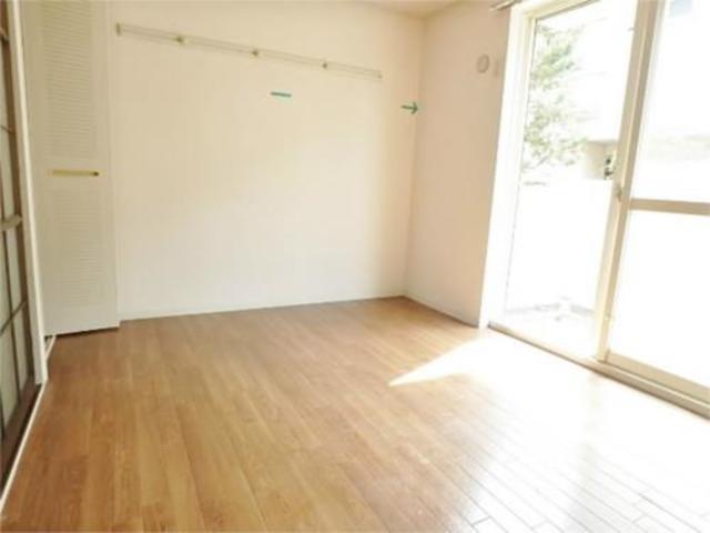 居室・リビング　日当たり良好です