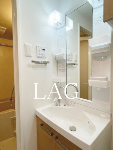 洗面設備　洗面台です。