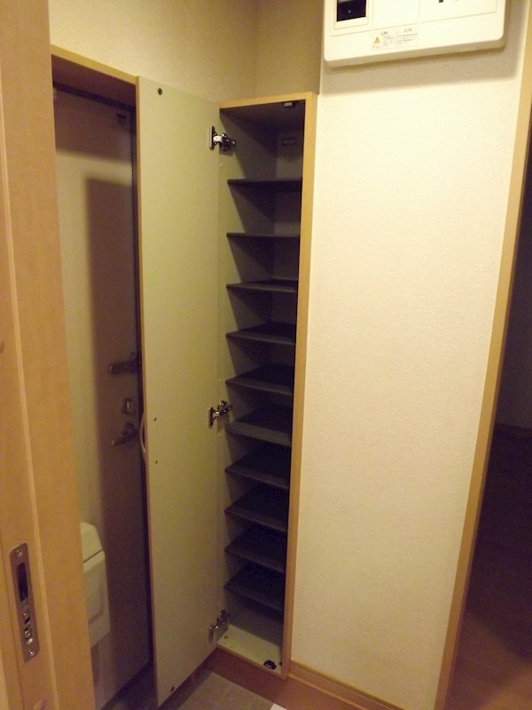 玄関　モデルルーム