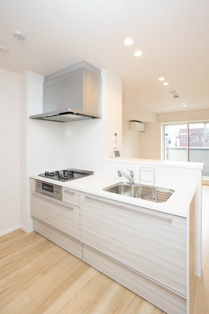 キッチン　システムキッチンを採用しております。