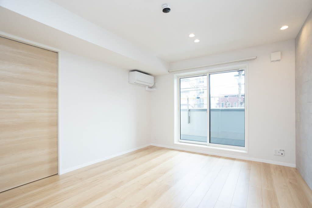 居室・リビング　エアコンを設備で採用しております。