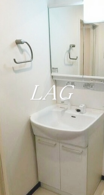 洗面設備　洗面台です。