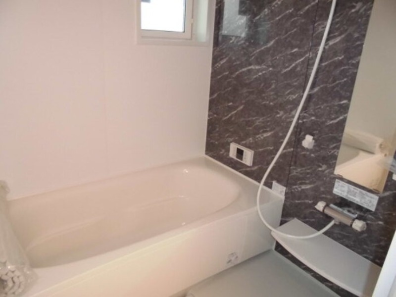 バス・シャワールーム　図面と現状に相違がある場合には現状を優先