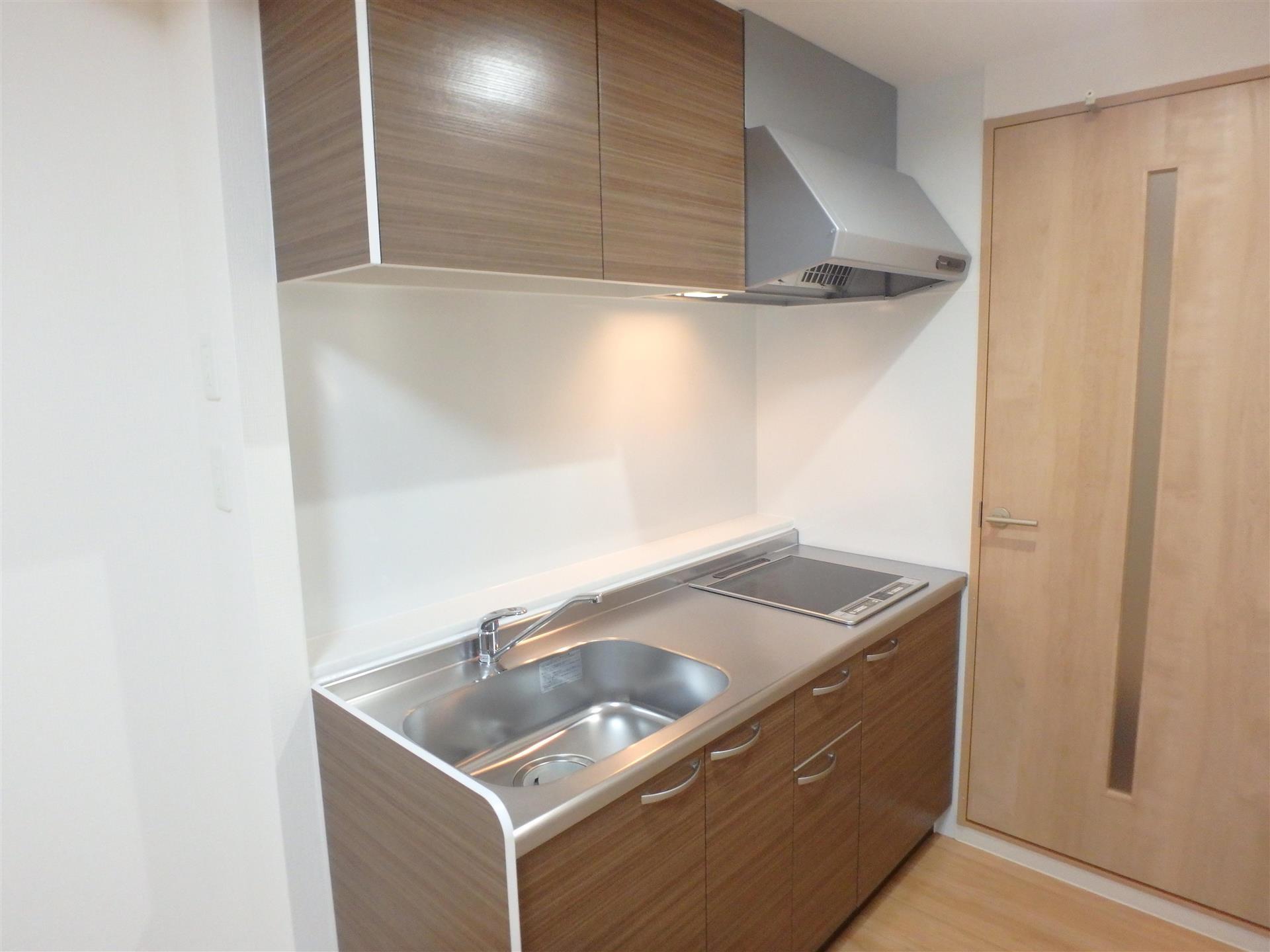 キッチン　IHコンロ付きのキッチンです(別部屋参考写真)