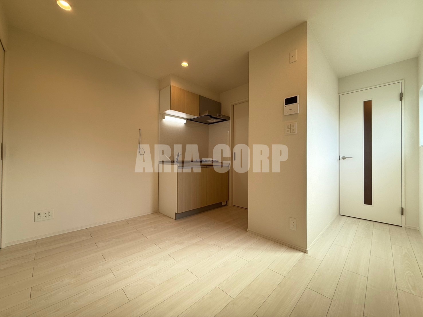 居室・リビング　白を基調とした統一感あるお部屋です！