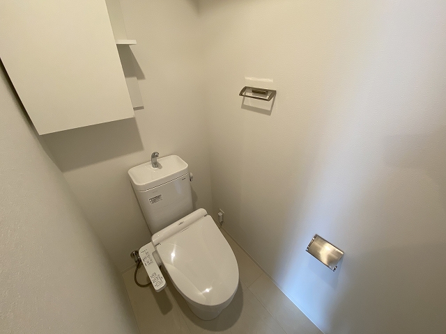 トイレ　※別部屋参考写真です