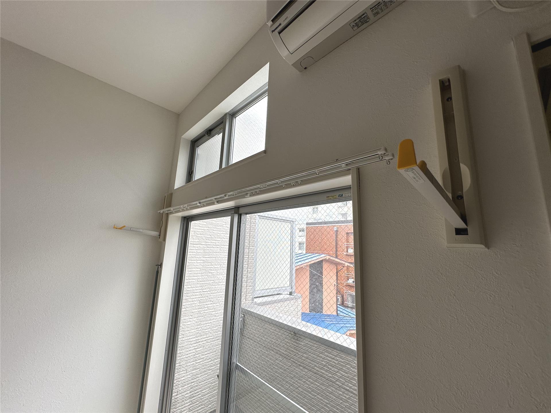 その他　室内物干し付きです