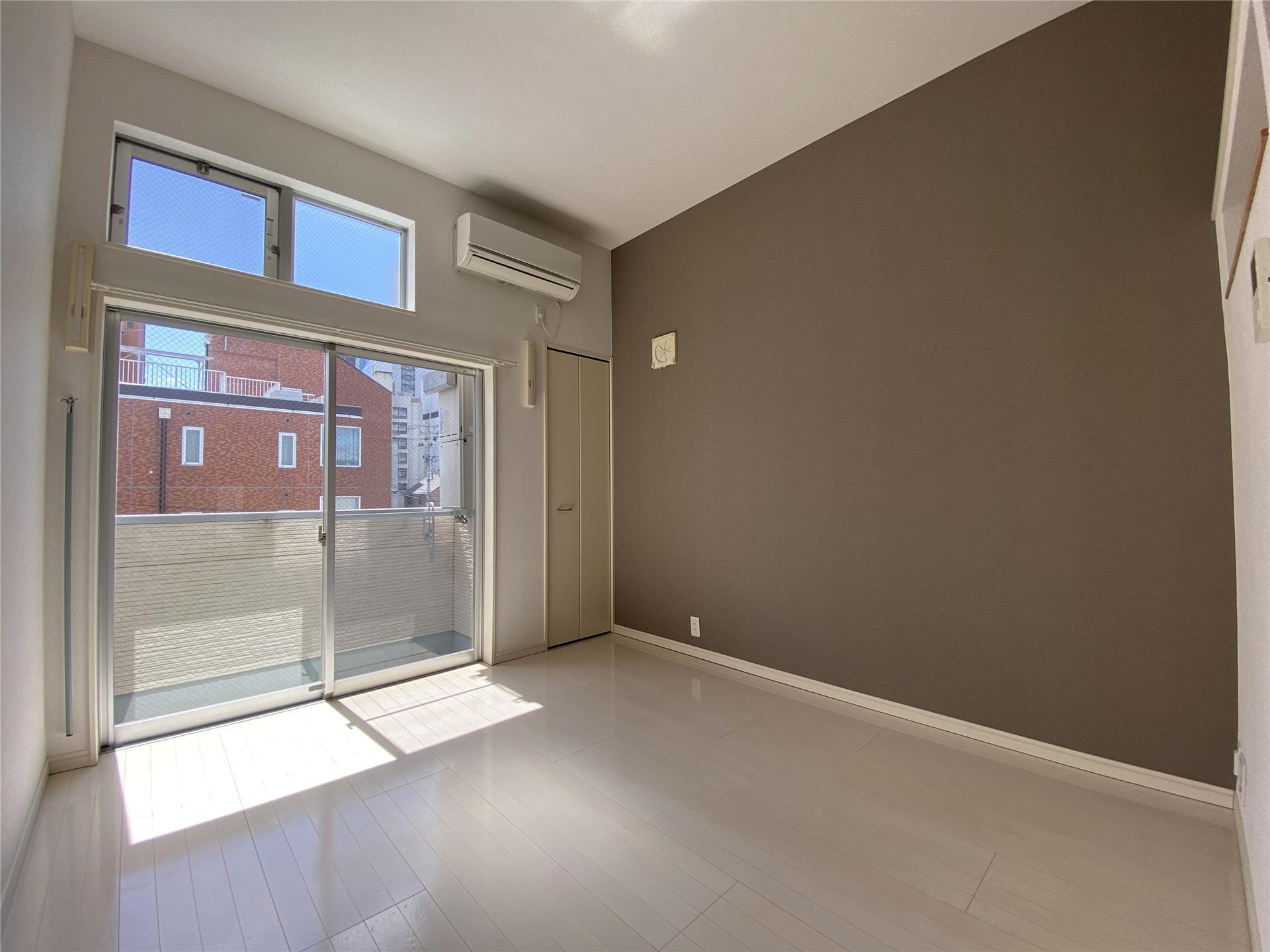 その他部屋・スペース　日差しの差し込むお部屋です