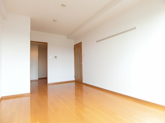 居室・リビング　８．２帖のリビングスペース。