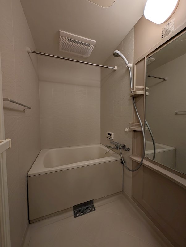 バス・シャワールーム　※同タイプ別部屋の写真となります。