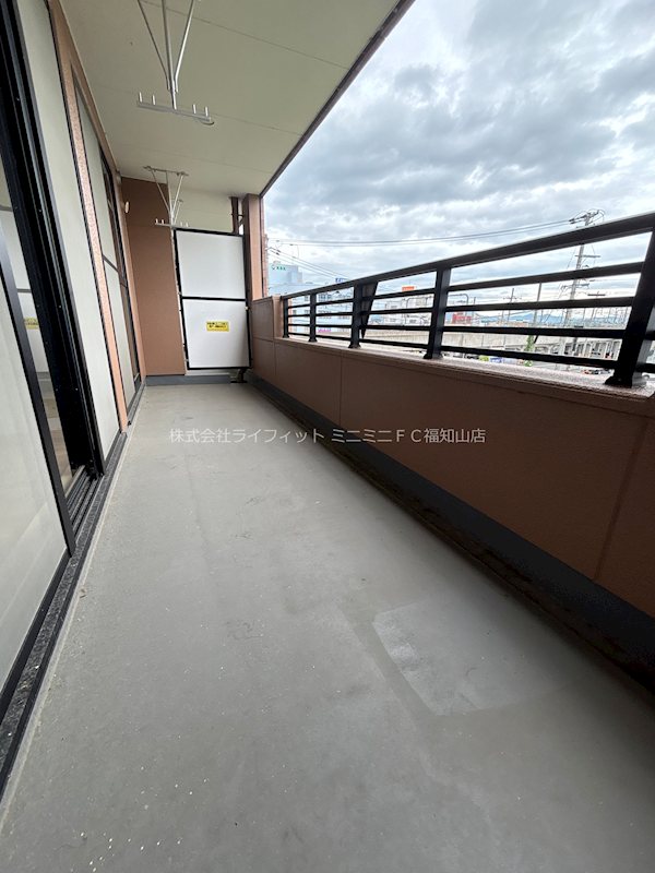 バルコニー　※同タイプ別部屋の写真となります。