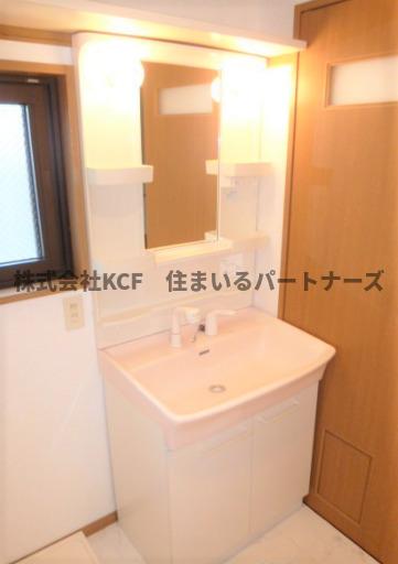 洗面設備　忙しい朝には欠かせない洗面所です