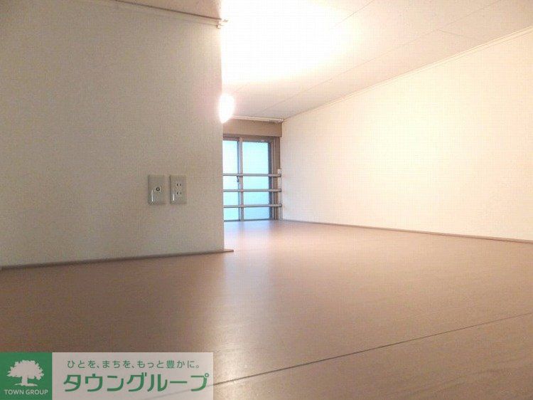 その他部屋・スペース　広めのロフトなので荷物が多い方でも安心