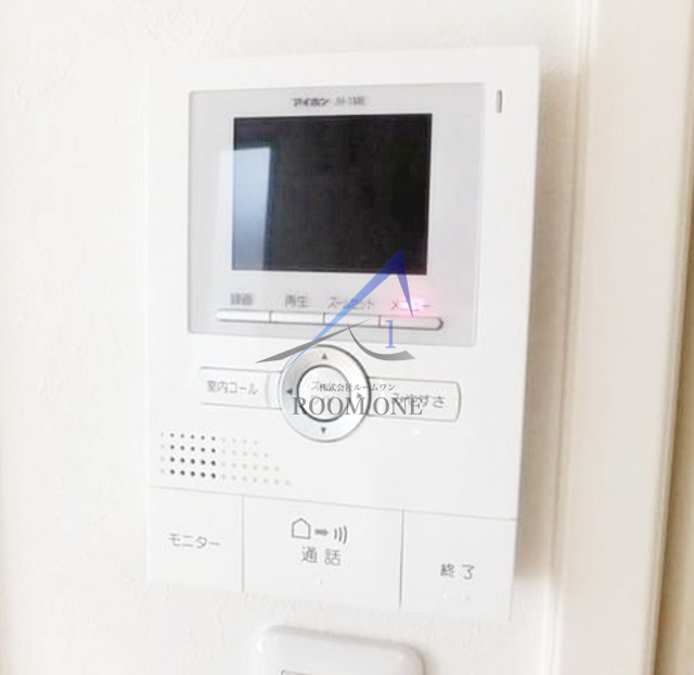 セキュリティ　モニター付きインターホンです。