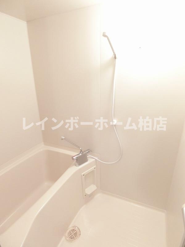 バス・シャワールーム　別部屋。参考写真。