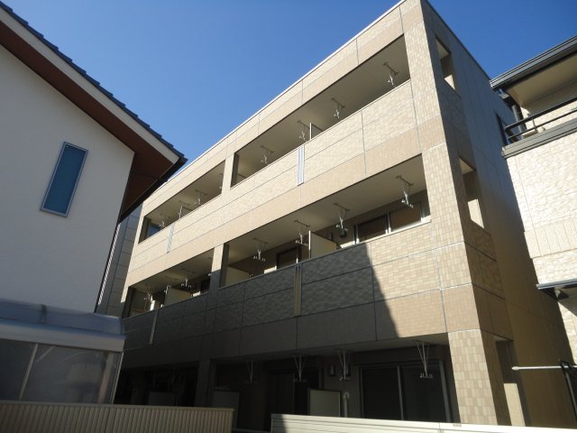 建物外観　外観写真（昼）