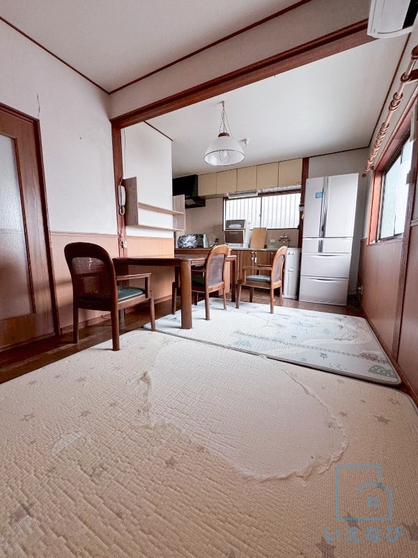 ＪＲ片町線 藤阪駅 徒歩15分 3階建 築45年の居間写真