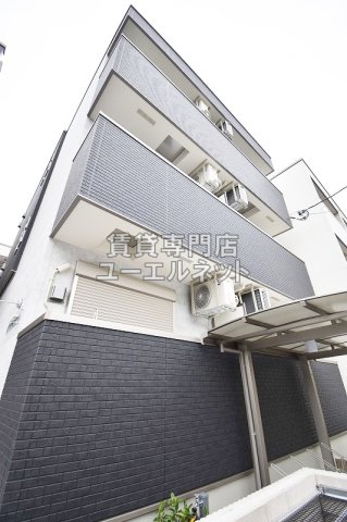 建物外観　2024年完成