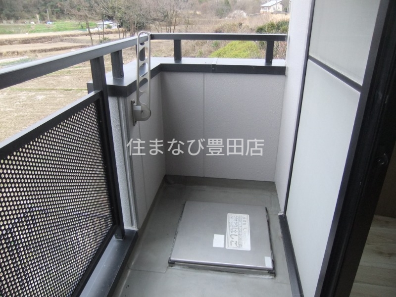 バルコニー　同型別部屋写真