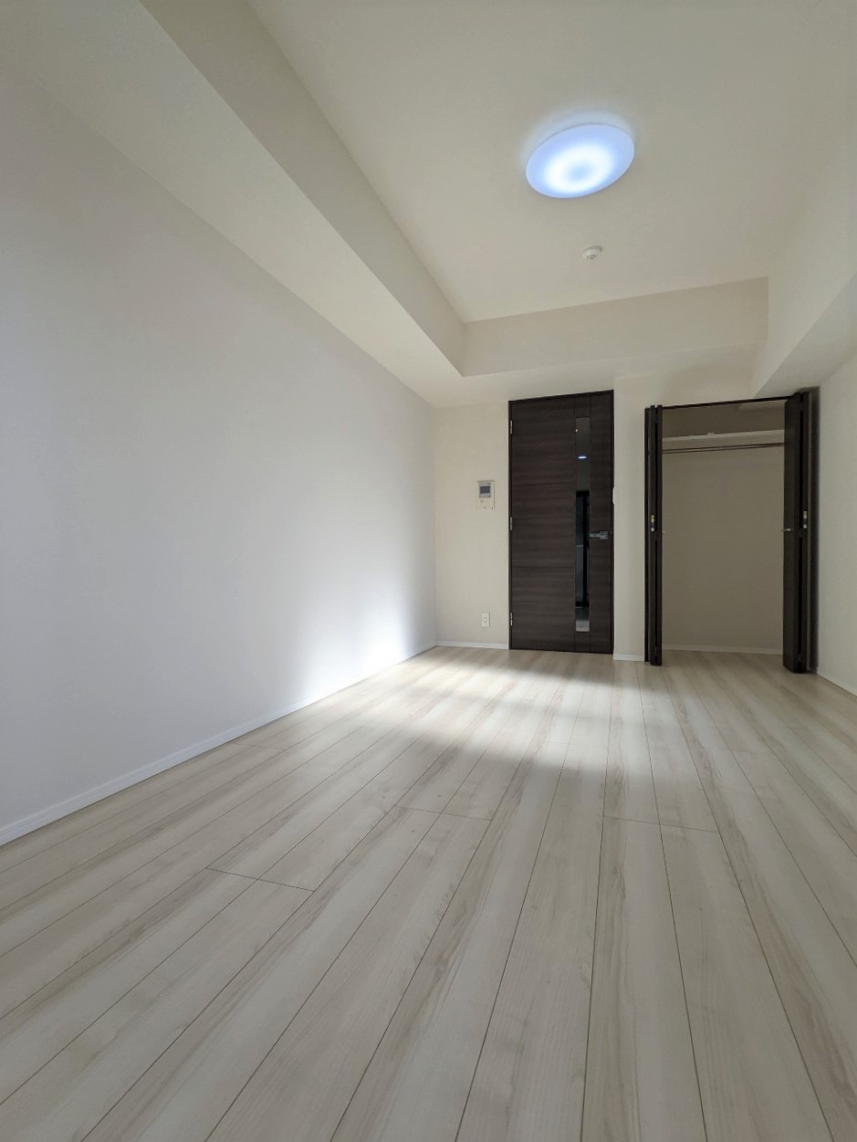 居室・リビング　※同物件、別部屋になります。